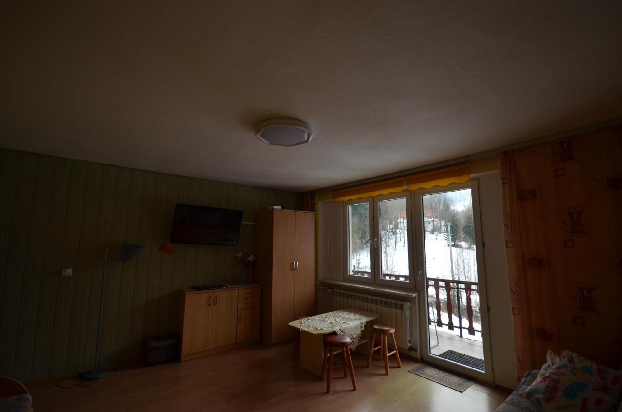 Pod Modrzewiem Mieszkania Wakacyjne Duszniki Zdroj Bagian luar foto